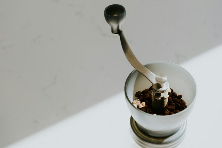 how to clean coffee grinder