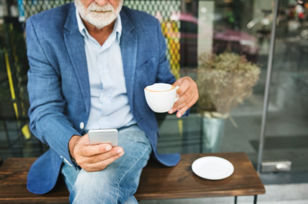 Diner Mugs vs Fancy Cups: Which Is Better for Your Coffee Ritual?