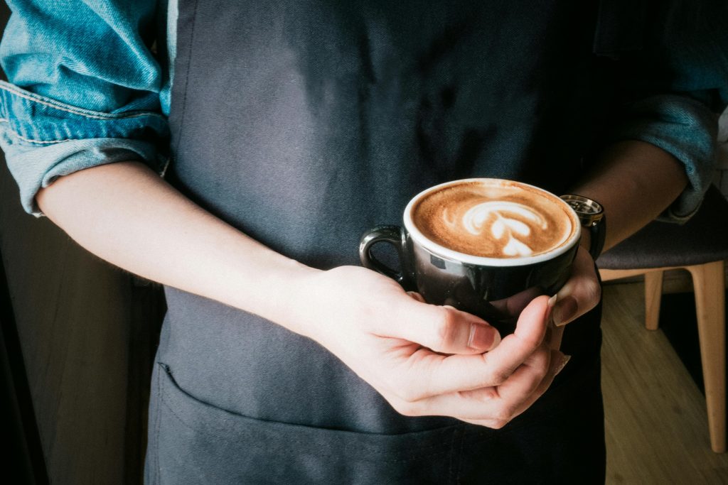 How to Get Free Coffee at Your Favorite Café – Insider Secrets Revealed