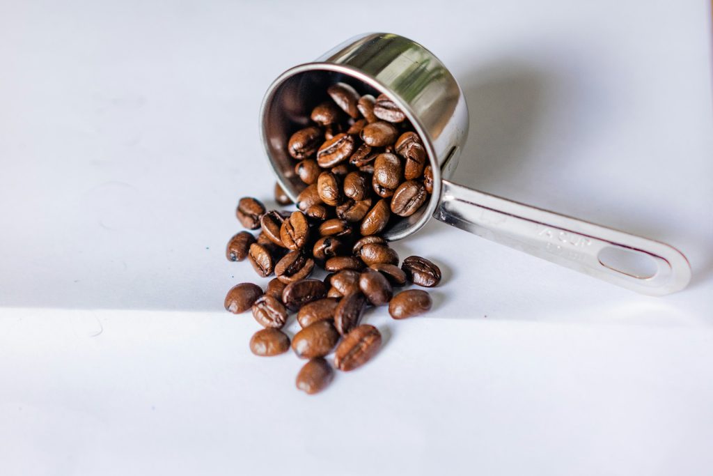 Why Your Coffee Tastes Different Depending on the Weather